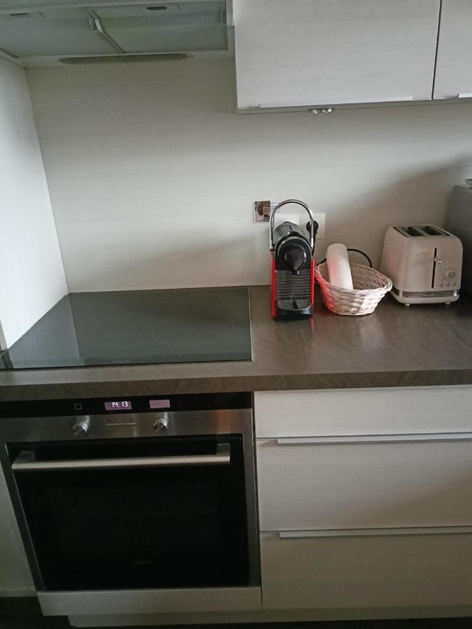 Appartement Opaline T3 Lumineux Avec Patio Et Parking Privé